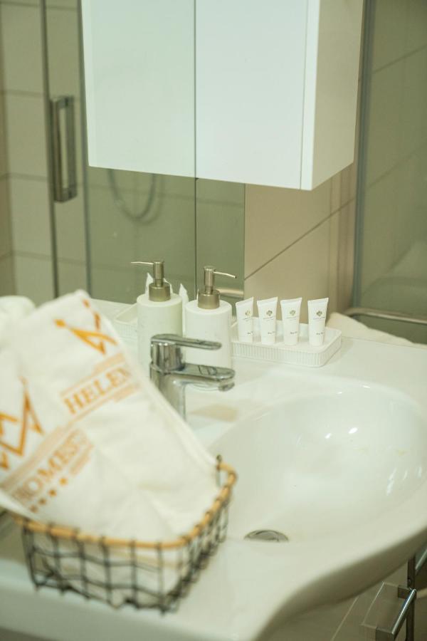 Helen Homestay Vaclavske Namesti 프라하 외부 사진